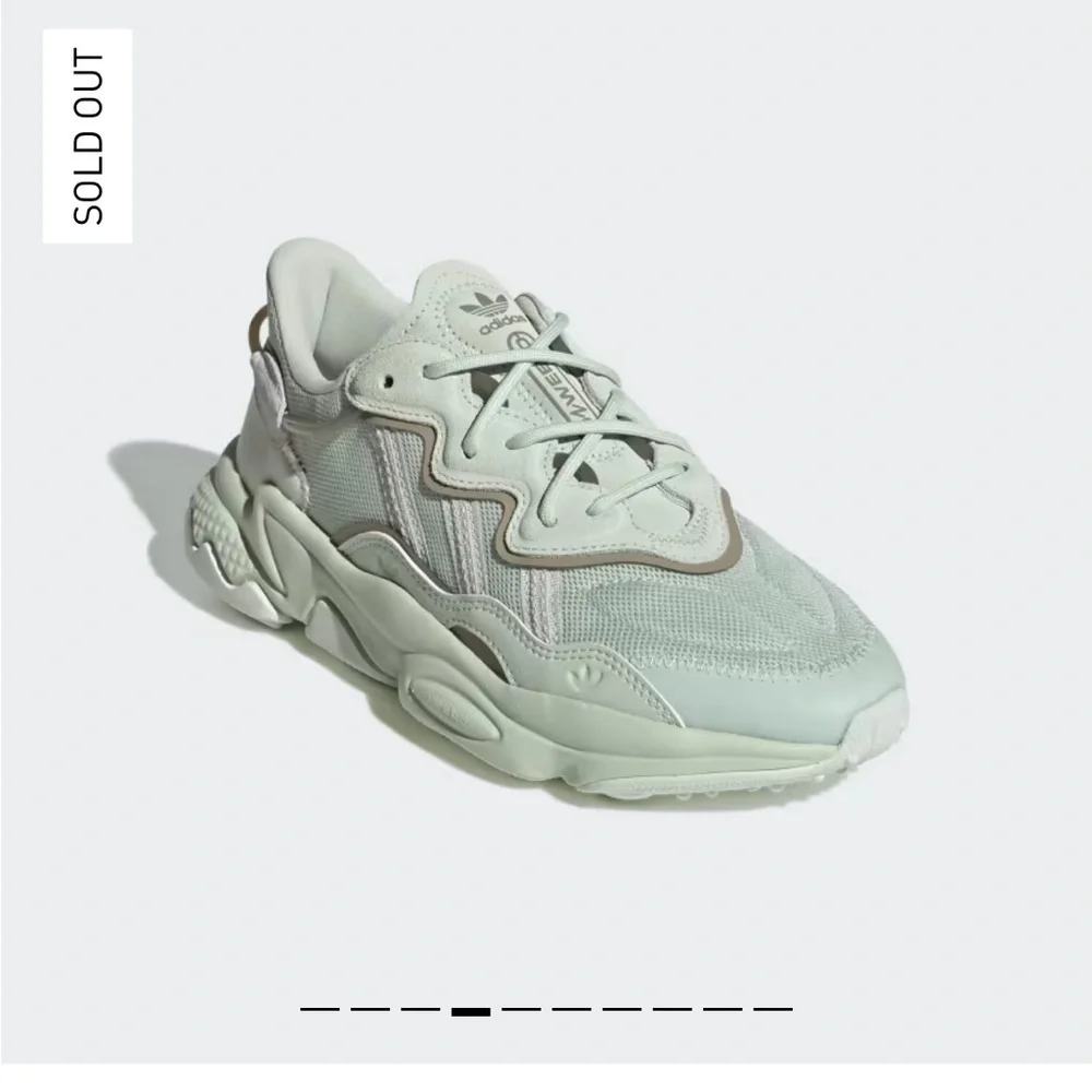 Adidas Ozweego Tennis shoes